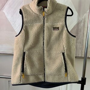 Womens LLBean natural mountain pile vest